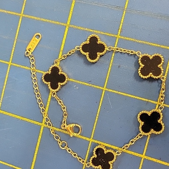 Alhambra Black Gold Clover 7" + 2" ext Bracelet Smooth Finish K18 - Picture 1 of 3